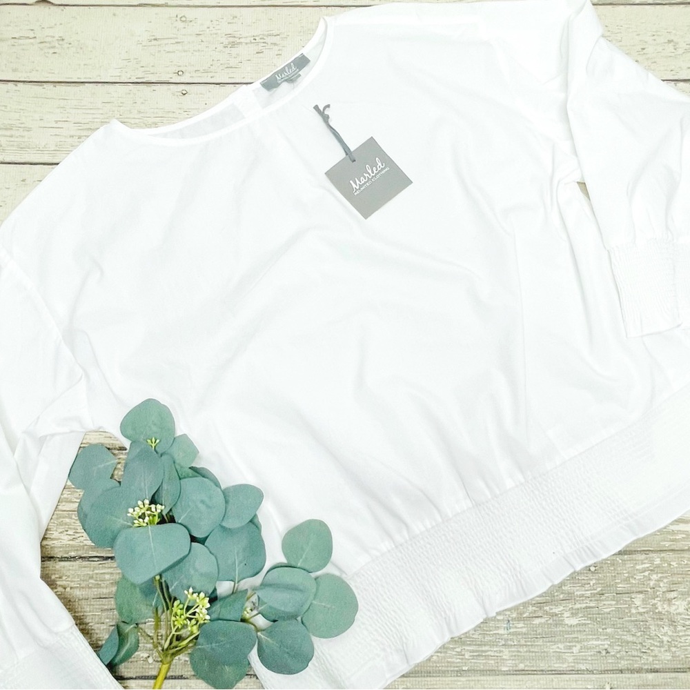 Marled Bishop Puff Sleeve Smocked Hem Top